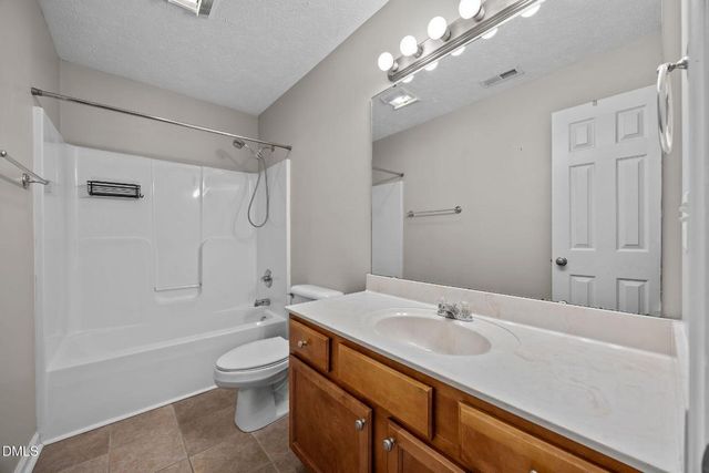 145 Edgecombe Drive, Spring Lake, NC 28390