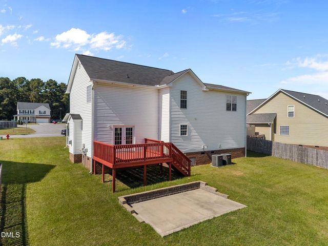 145 Edgecombe Drive, Spring Lake, NC 28390