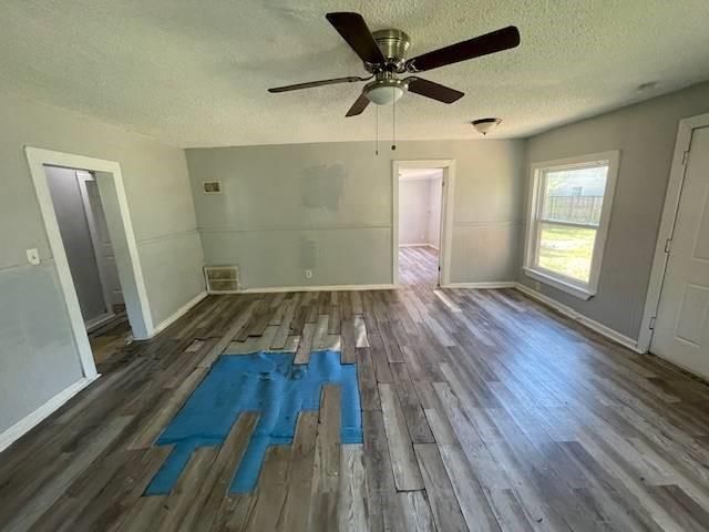 6013 College Avenue, Kansas City, MO 64130