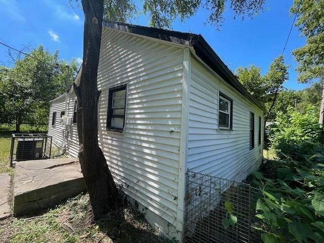 6013 College Avenue, Kansas City, MO 64130