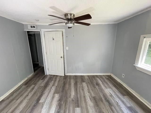 6013 College Avenue, Kansas City, MO 64130