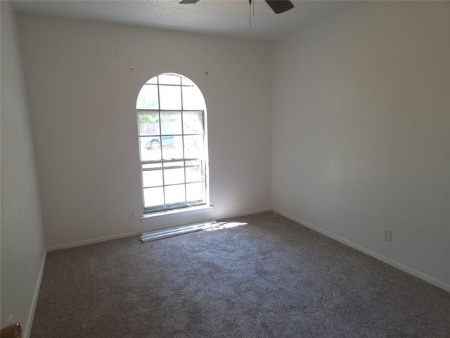 5913 Whispering Lane, Watauga, TX 76148