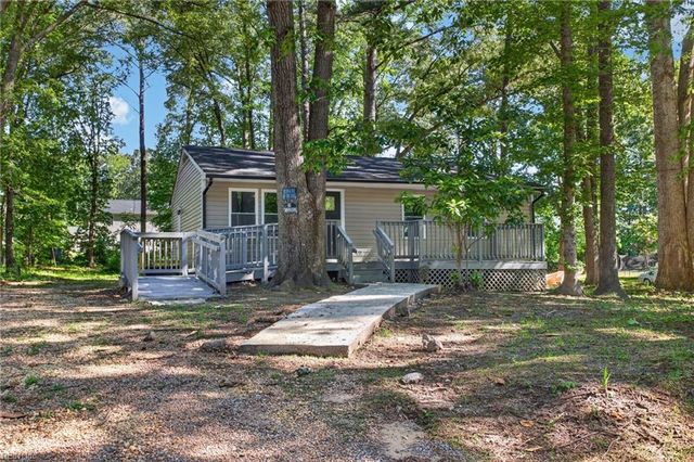 121 Theodore Allen RD, Williamsburg, VA 23188