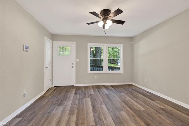 121 Theodore Allen RD, Williamsburg, VA 23188