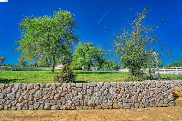 13301 Clements, Groveland, CA 95321