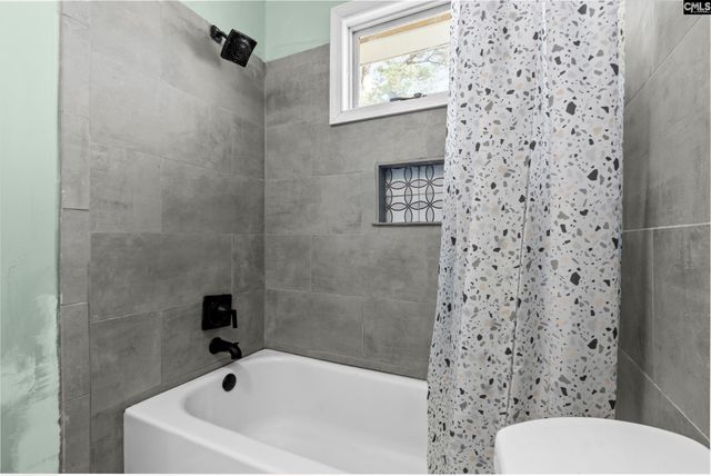 105 meadowbury drive, Columbia, SC 29203