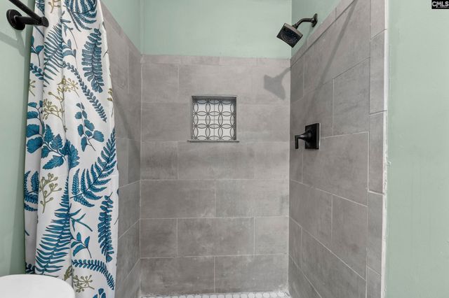 105 meadowbury drive, Columbia, SC 29203