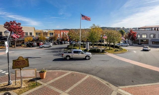 25 15th Street, Ellijay, GA 30540