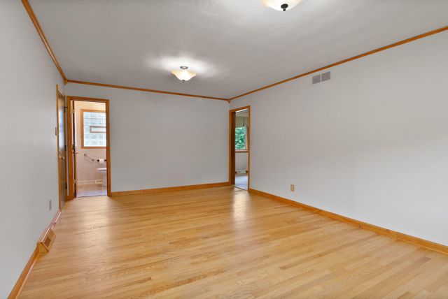 2712 Eleanor Street, Portage, IN 46368