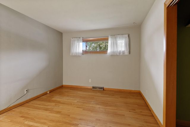 2712 Eleanor Street, Portage, IN 46368