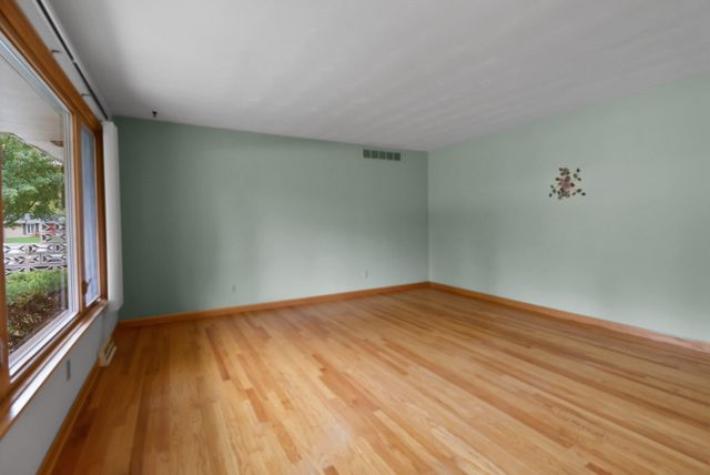 2712 Eleanor Street, Portage, IN 46368