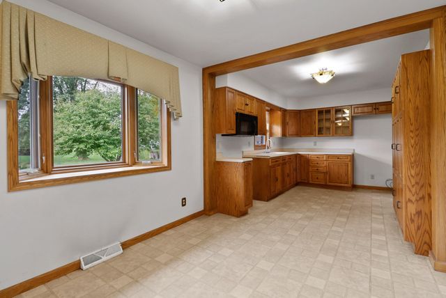 2712 Eleanor Street, Portage, IN 46368