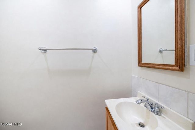 1835 Los Feliz Drive, Thousand Oaks, CA 91362