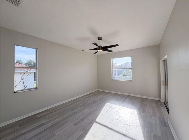 204 ROUND MAN STREET, Leesburg, FL 34748