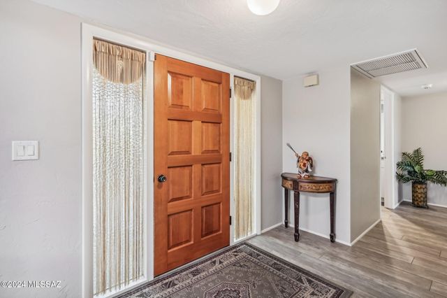 611 S Los Opalos, Green Valley, AZ 85614