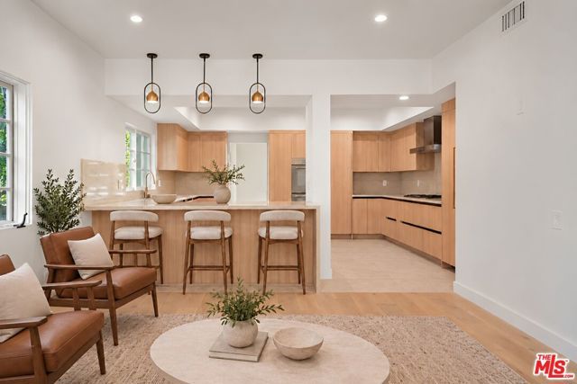 9921 Durant Drive 1, Beverly Hills, CA 90212