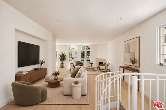 9921 Durant Drive 1, Beverly Hills, CA 90212
