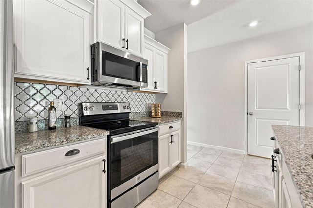 10646 HAWKS LANDING DRIVE, Land O Lakes, FL 34638