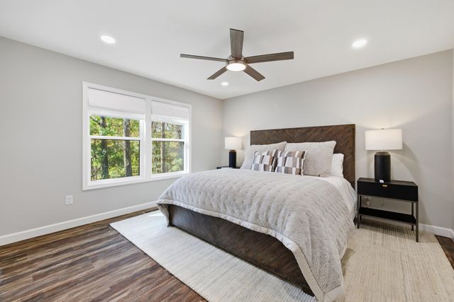 395 DELORIS RD, Basye, VA 22810