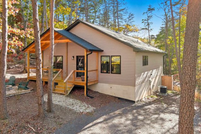 395 DELORIS RD, Basye, VA 22810