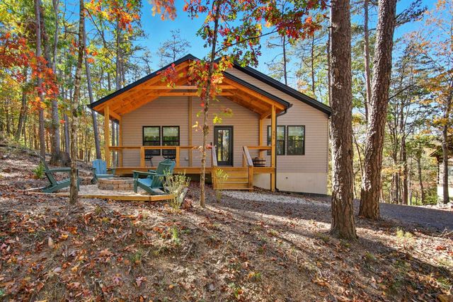 395 DELORIS RD, Basye, VA 22810