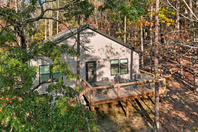 395 DELORIS RD, Basye, VA 22810