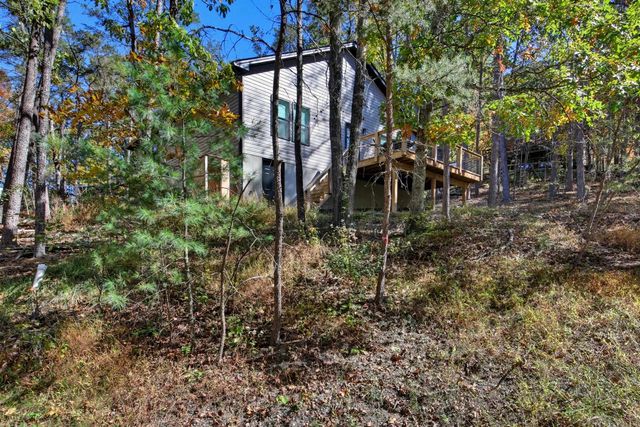 395 DELORIS RD, Basye, VA 22810