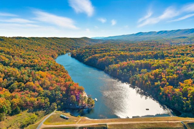 395 DELORIS RD, Basye, VA 22810