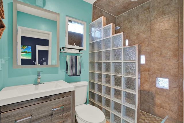 1322 FREEMONT STREET S, Gulfport, FL 33707