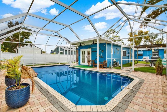 1322 FREEMONT STREET S, Gulfport, FL 33707