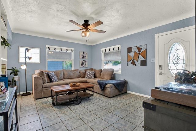 1322 FREEMONT STREET S, Gulfport, FL 33707