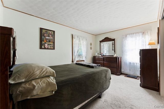 10 Kelly Avenue, Marcellus, NY 13108