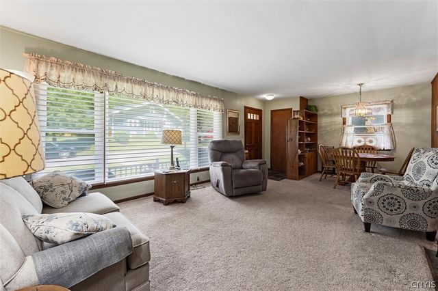 10 Kelly Avenue, Marcellus, NY 13108
