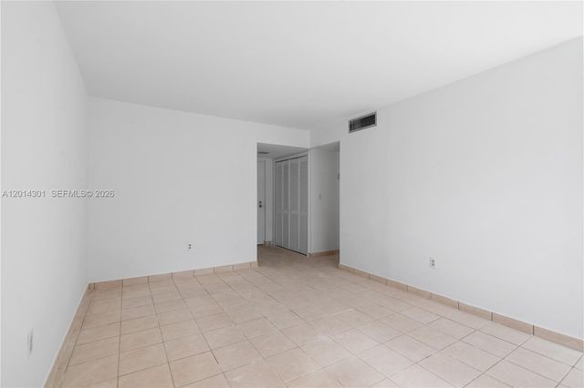 9390 W Flagler St 210A, Miami, FL 33174