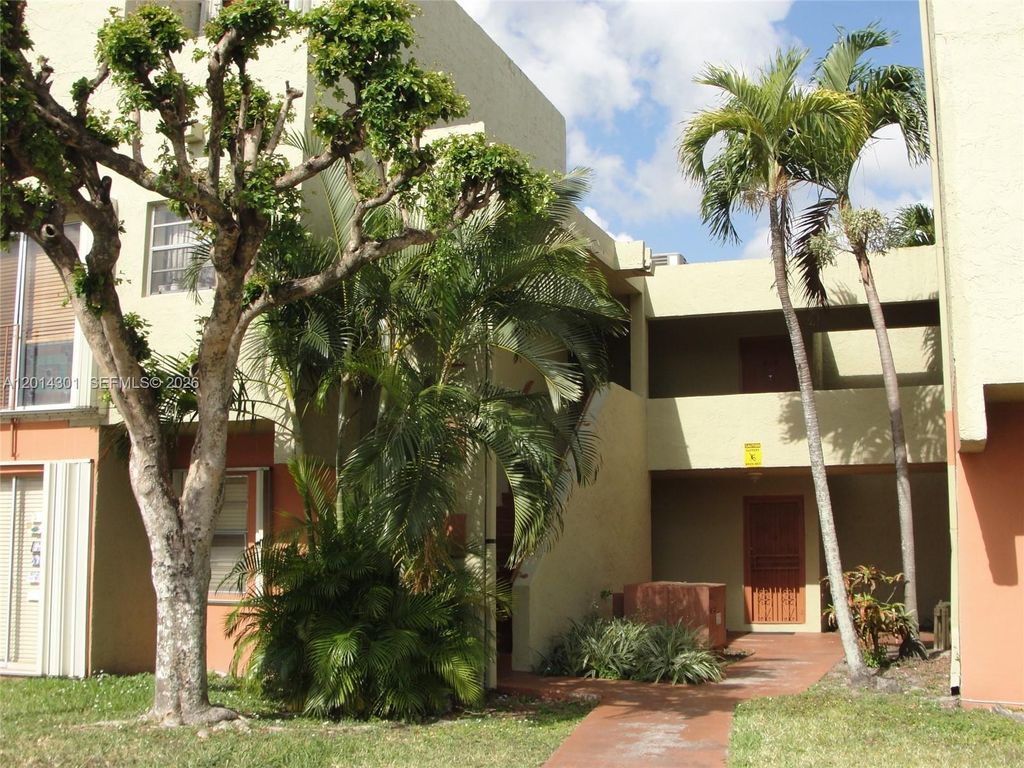 9390 W Flagler St 210A, Miami, FL 33174