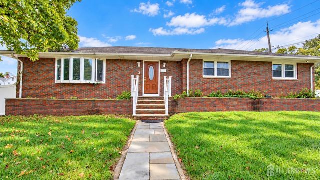 6 E 2nd Street, Port Reading, NJ 07064