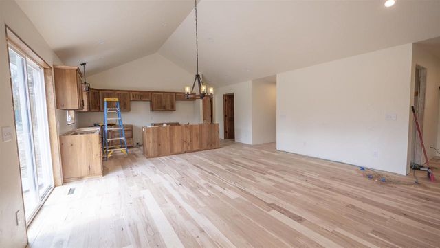 1079 E LAKE RIDGE ROAD, Wautoma, WI 54982
