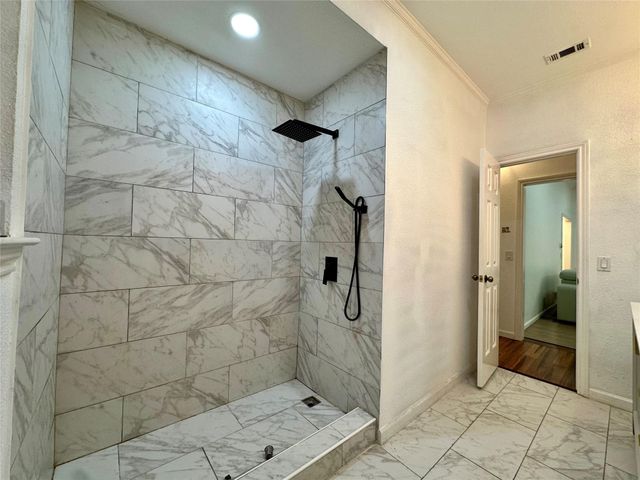 2909 Gainesborough Drive, Dallas, TX 75287