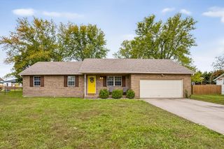 216 Country Lane, Mt Vernon, MO 65712