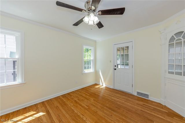 2188 Cranston Road, University Heights, OH 44118
