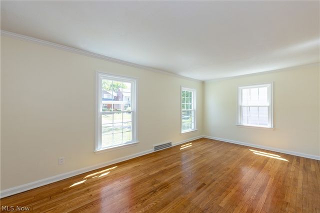2188 Cranston Road, University Heights, OH 44118