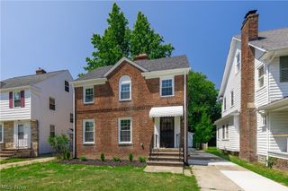 2188 Cranston Road, University Heights, OH 44118