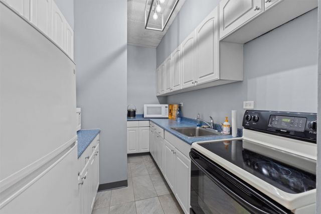 160 Academy Street 5C, Poughkeepsie, NY 12601