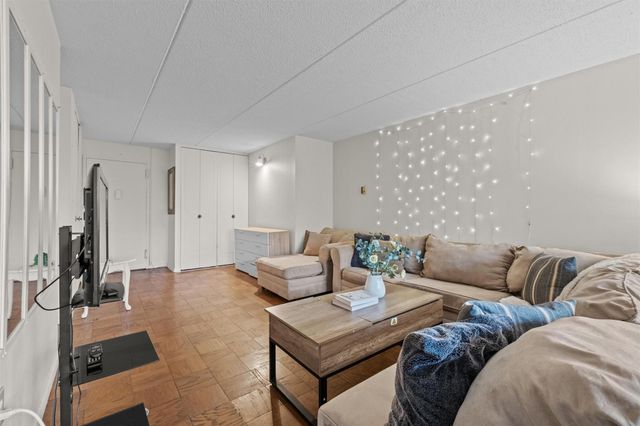 160 Academy Street 5C, Poughkeepsie, NY 12601