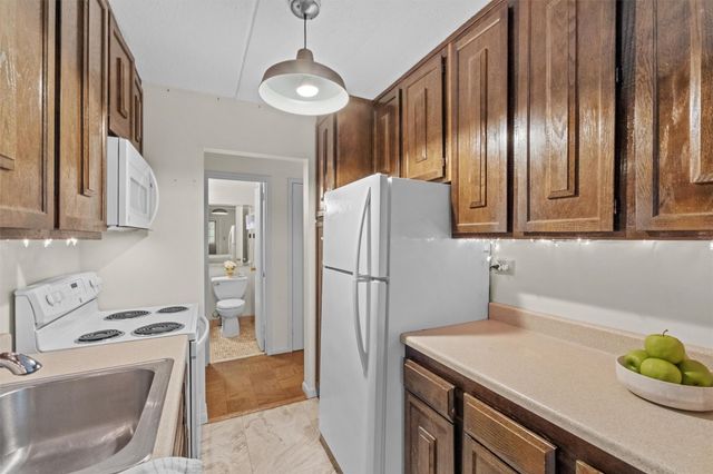 160 Academy Street 5C, Poughkeepsie, NY 12601