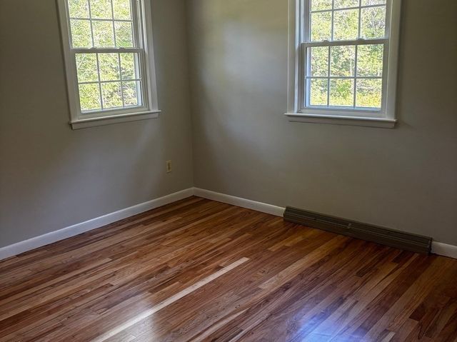 33 Chartley Brook Ln, Attleboro, MA 02703