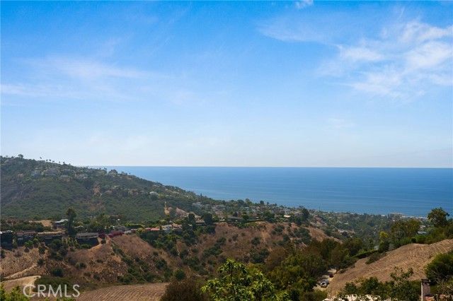 2155 Temple Hills Drive, Laguna Beach, CA 92651