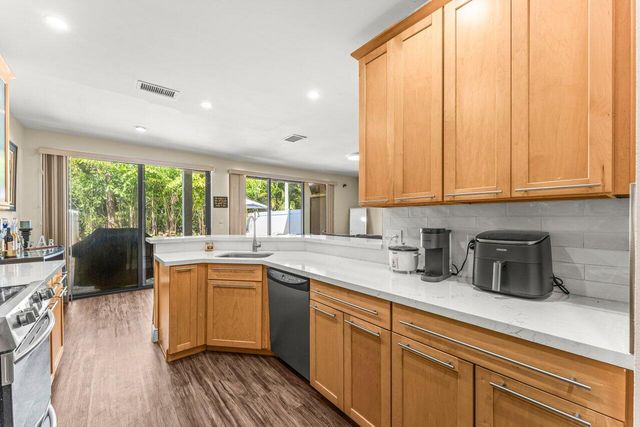 5698 Santiago Circle, Boca Raton, FL 33433