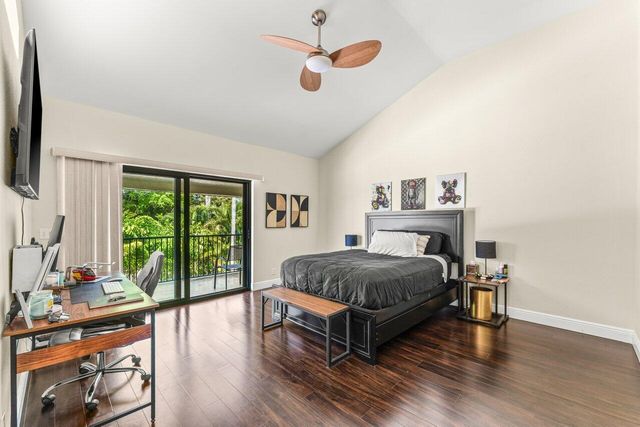 5698 Santiago Circle, Boca Raton, FL 33433