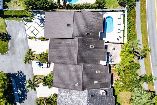 5698 Santiago Circle, Boca Raton, FL 33433